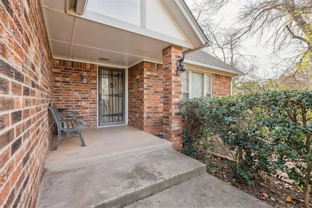 1208 Cedar Ridge Road, Edmond, OK 73013