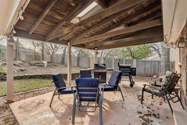 1208 Cedar Ridge Road, Edmond, OK 73013