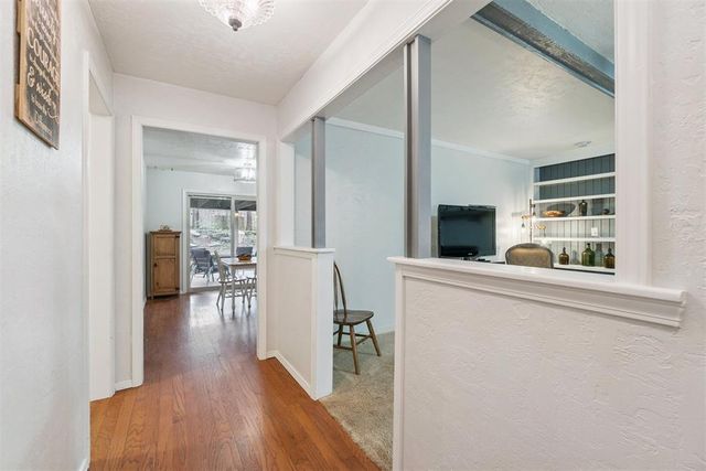 1208 Cedar Ridge Road, Edmond, OK 73013