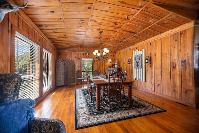 169 Cheyenne, Zavalla, TX 75980