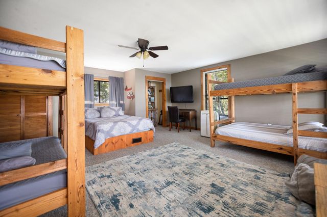 169 Cheyenne, Zavalla, TX 75980