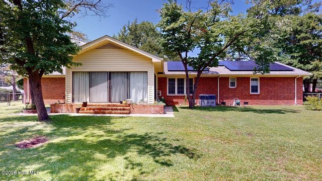604 N Pinecrest Drive, Goldsboro, NC 27534