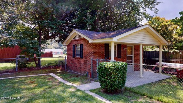 604 N Pinecrest Drive, Goldsboro, NC 27534