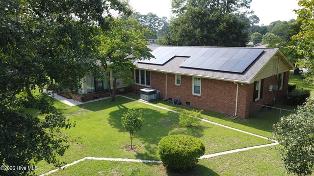 604 N Pinecrest Drive, Goldsboro, NC 27534