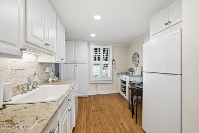 15 Bath Avenue, Ocean Grove, NJ 07756