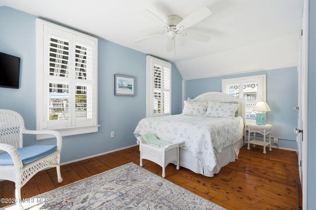 15 Bath Avenue, Ocean Grove, NJ 07756