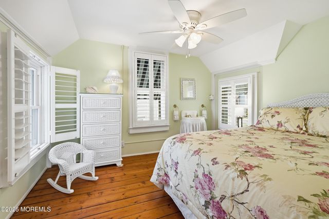 15 Bath Avenue, Ocean Grove, NJ 07756