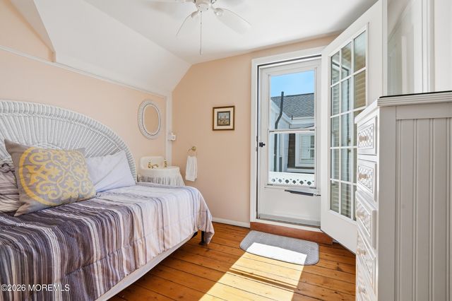 15 Bath Avenue, Ocean Grove, NJ 07756