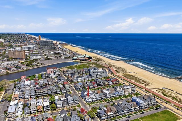 15 Bath Avenue, Ocean Grove, NJ 07756