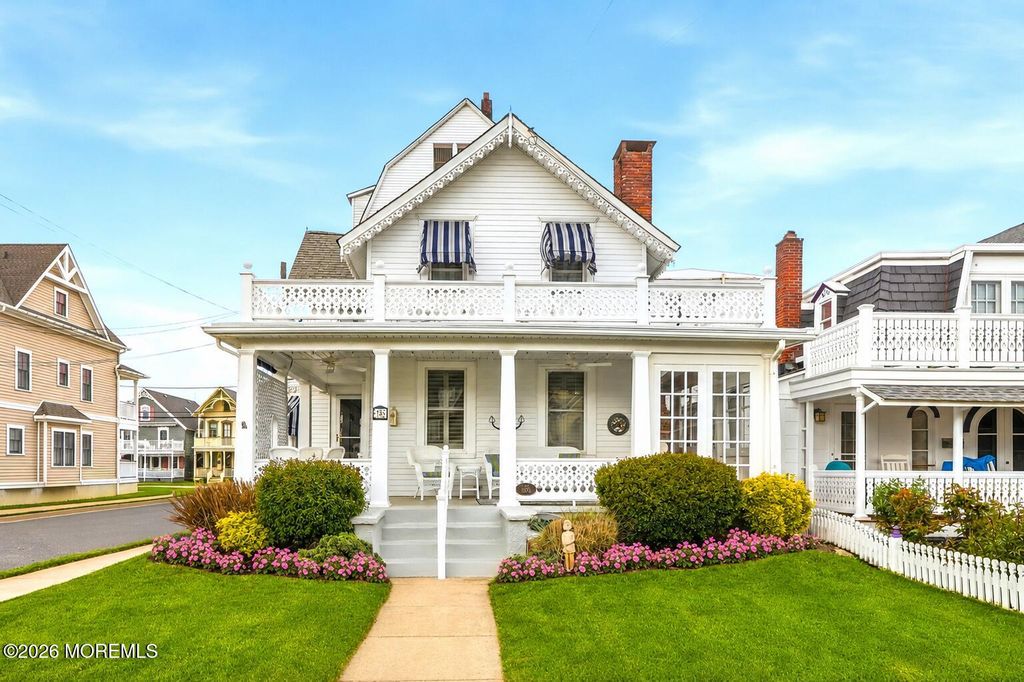 15 Bath Avenue, Ocean Grove, NJ 07756