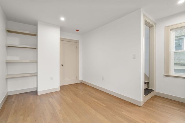 36 Kenilworth Rd, Arlington, MA 02476