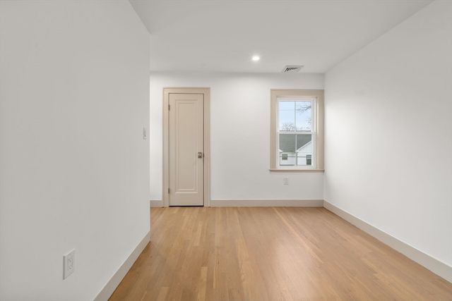 36 Kenilworth Rd, Arlington, MA 02476