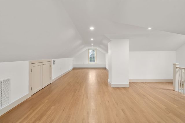 36 Kenilworth Rd, Arlington, MA 02476