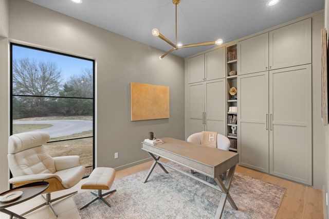 432 S Garrett Circle, Bellville, TX 77418