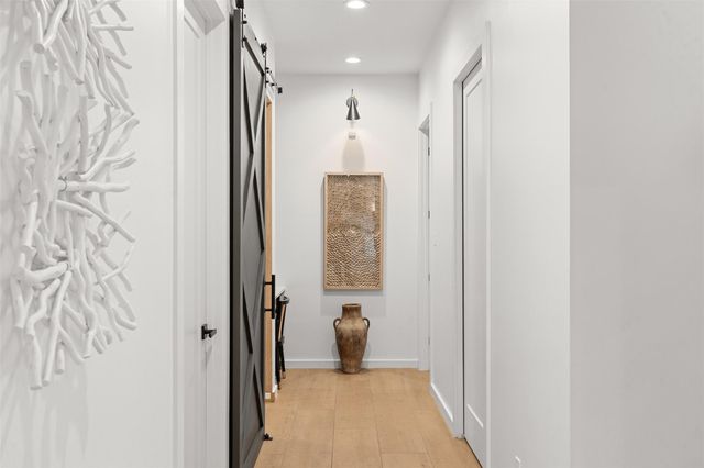 432 S Garrett Circle, Bellville, TX 77418