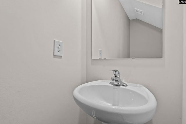 532 Edgetree Drive, Hopkins, SC 29061