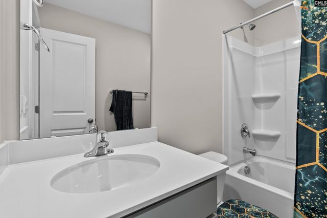 532 Edgetree Drive, Hopkins, SC 29061