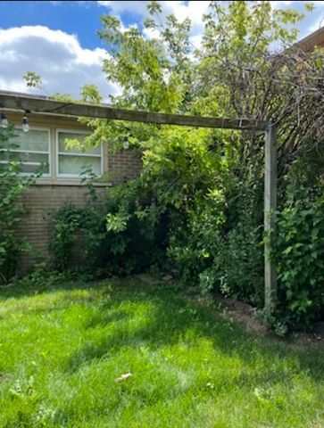 7736 W Winona Street, Norridge, IL 60706