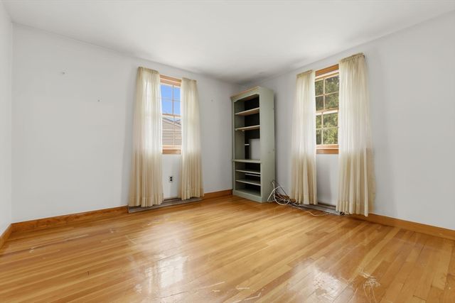 144 Tremont St, Peabody, MA 01960