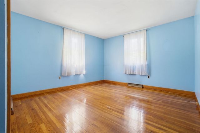 144 Tremont St, Peabody, MA 01960
