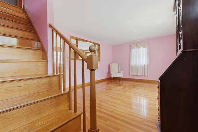 144 Tremont St, Peabody, MA 01960
