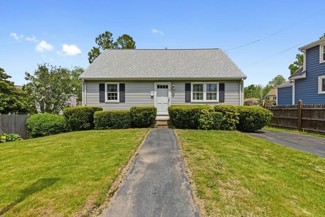 144 Tremont St, Peabody, MA 01960
