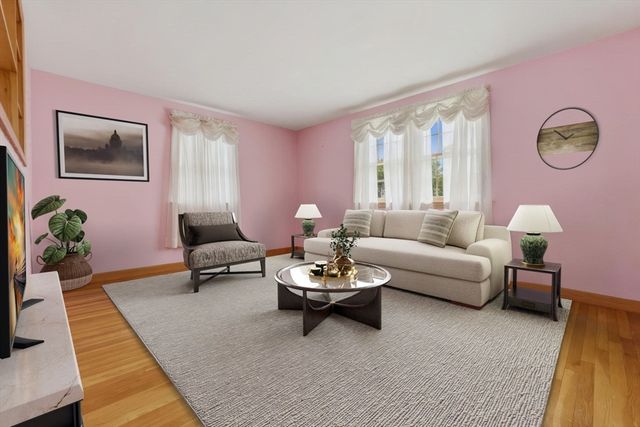 144 Tremont St, Peabody, MA 01960
