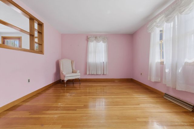 144 Tremont St, Peabody, MA 01960