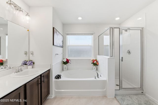 11183 STAPLETON Drive, Jacksonville, FL 32222