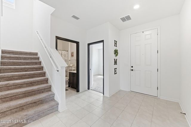 11183 STAPLETON Drive, Jacksonville, FL 32222