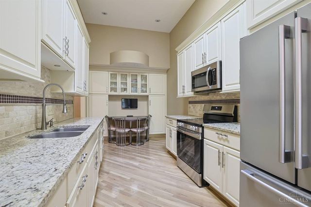 5339 Hickory Trail Lane, Blue Ash, OH 45242