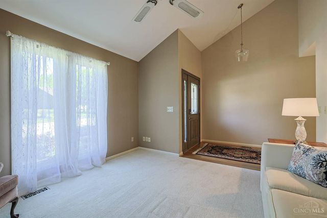 5339 Hickory Trail Lane, Blue Ash, OH 45242