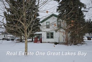 123 Clark Street, Chesaning, MI 48616