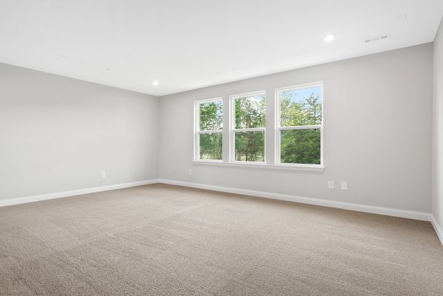 1048 Cherry Tree Dr, Mount Juliet, TN 37122
