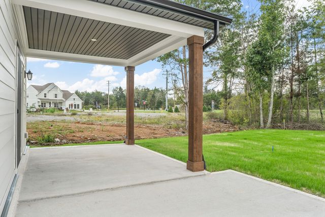 1048 Cherry Tree Dr, Mount Juliet, TN 37122