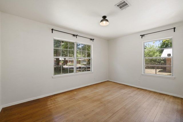 1609 Larkwood DR, Austin, TX 78723