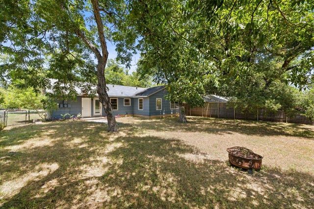 1609 Larkwood DR, Austin, TX 78723