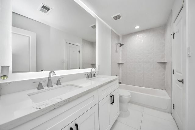 11502 Valley Pike Court, Sugar Land, TX 77498