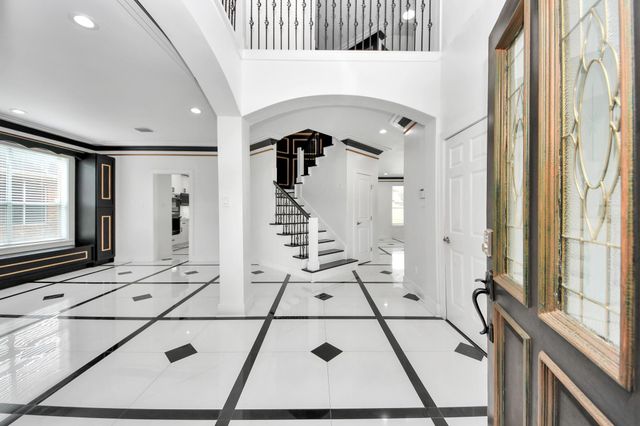 11502 Valley Pike Court, Sugar Land, TX 77498