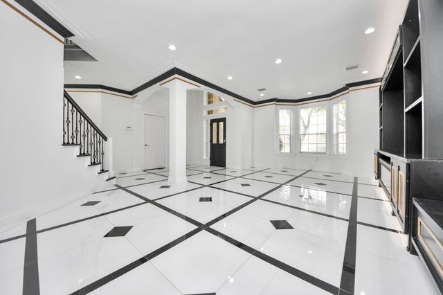 11502 Valley Pike Court, Sugar Land, TX 77498