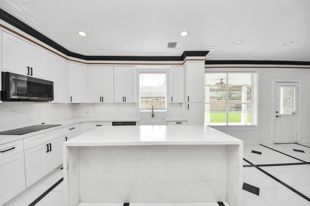 11502 Valley Pike Court, Sugar Land, TX 77498