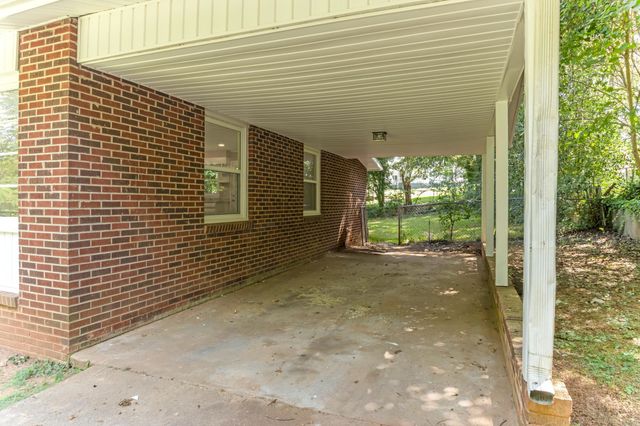 202 Lakeview Drive, Gaffney, SC 29340