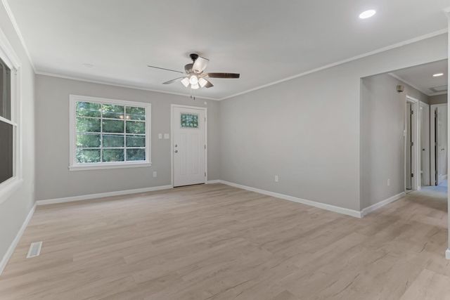 202 Lakeview Drive, Gaffney, SC 29340