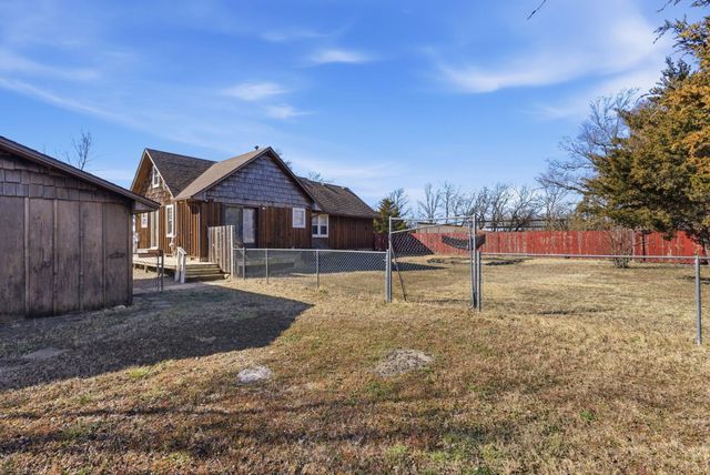 718 E Kechi Rd, Kechi, KS 67067