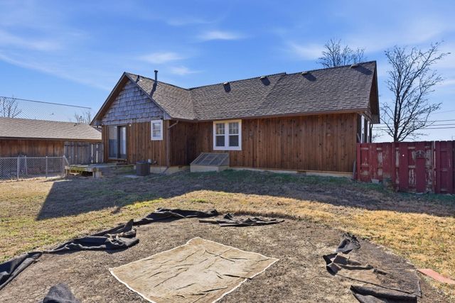 718 E Kechi Rd, Kechi, KS 67067
