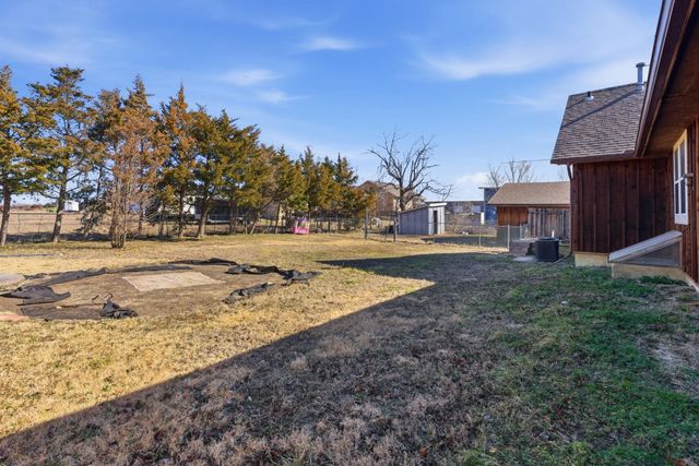 718 E Kechi Rd, Kechi, KS 67067