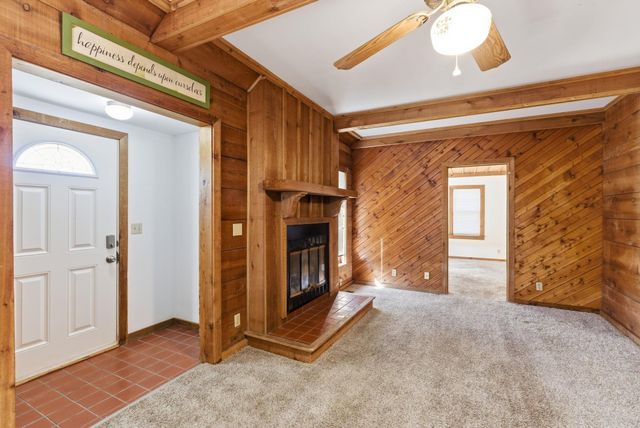 718 E Kechi Rd, Kechi, KS 67067