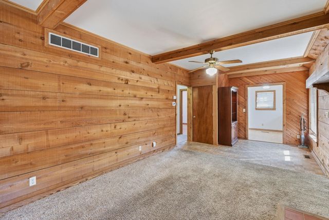 718 E Kechi Rd, Kechi, KS 67067