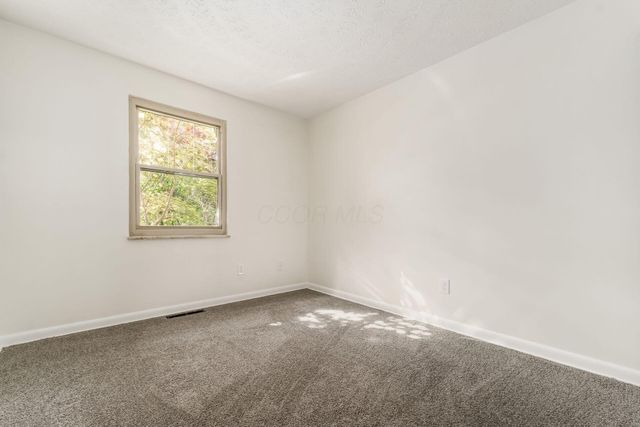 2742 Denmark Road, Columbus, OH 43232