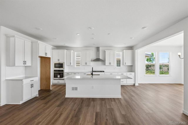 25264 E Warren Place, Aurora, CO 80018
